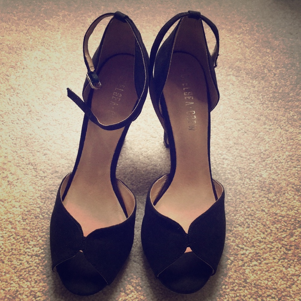 Peep toe heels
